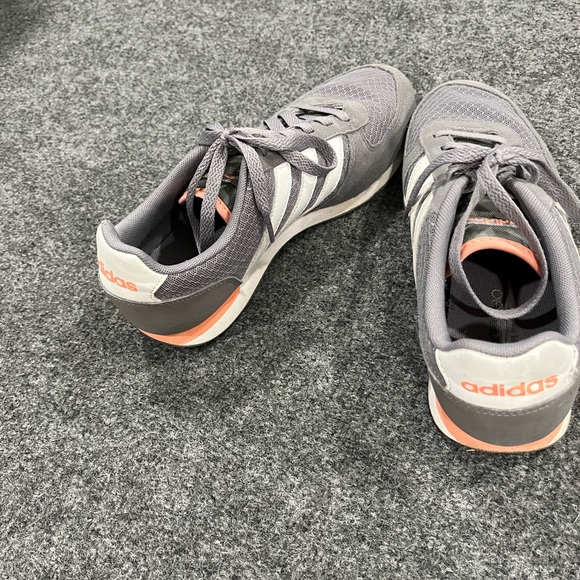 Adidas Cloud Foam Sneakers - Picture 3 of 4